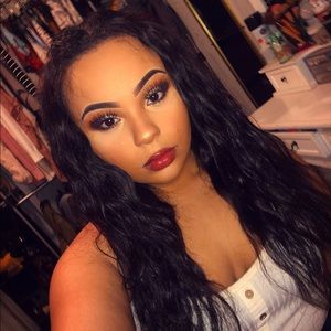 Meet your Posher, Mya